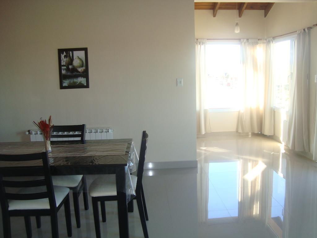 Altos Del Lago Departamentos El Calafate Ruang foto