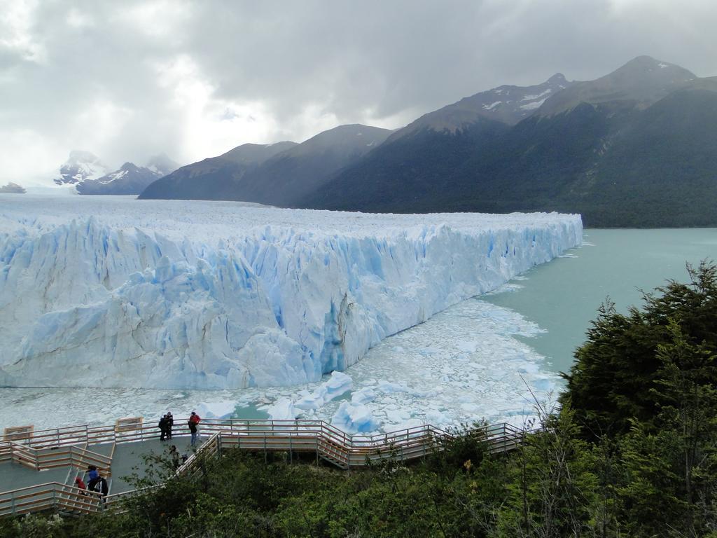 Altos Del Lago Departamentos El Calafate Ruang foto